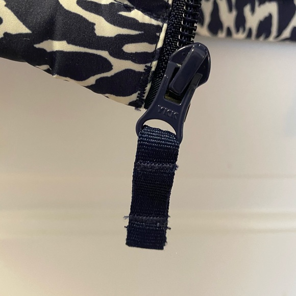 Lands End navy blue down vest - Picture 3 of 3